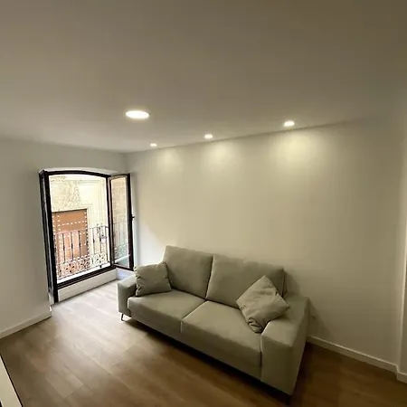 Piso Nuevo Centro Apartment