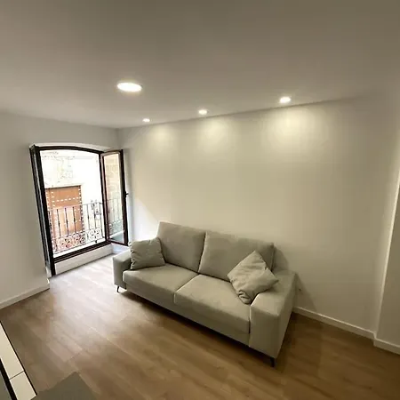 Piso Nuevo Centro Apartment